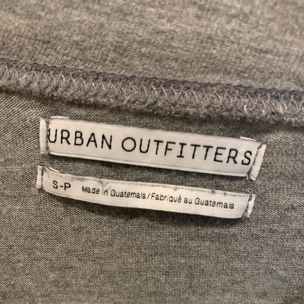 Urban outfitters Grey Sleeveless Shirt - Picture 2 of 3